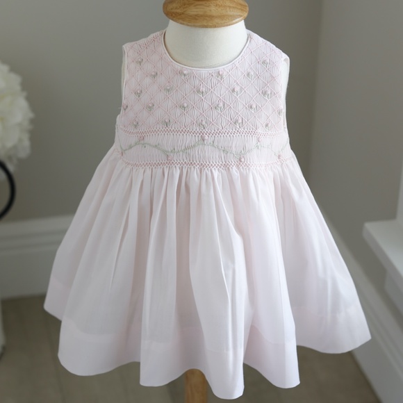 Girls Pink Smocked Dress Size 6 Month Embroidery Sleeveless NWOT - Picture 4 of 4